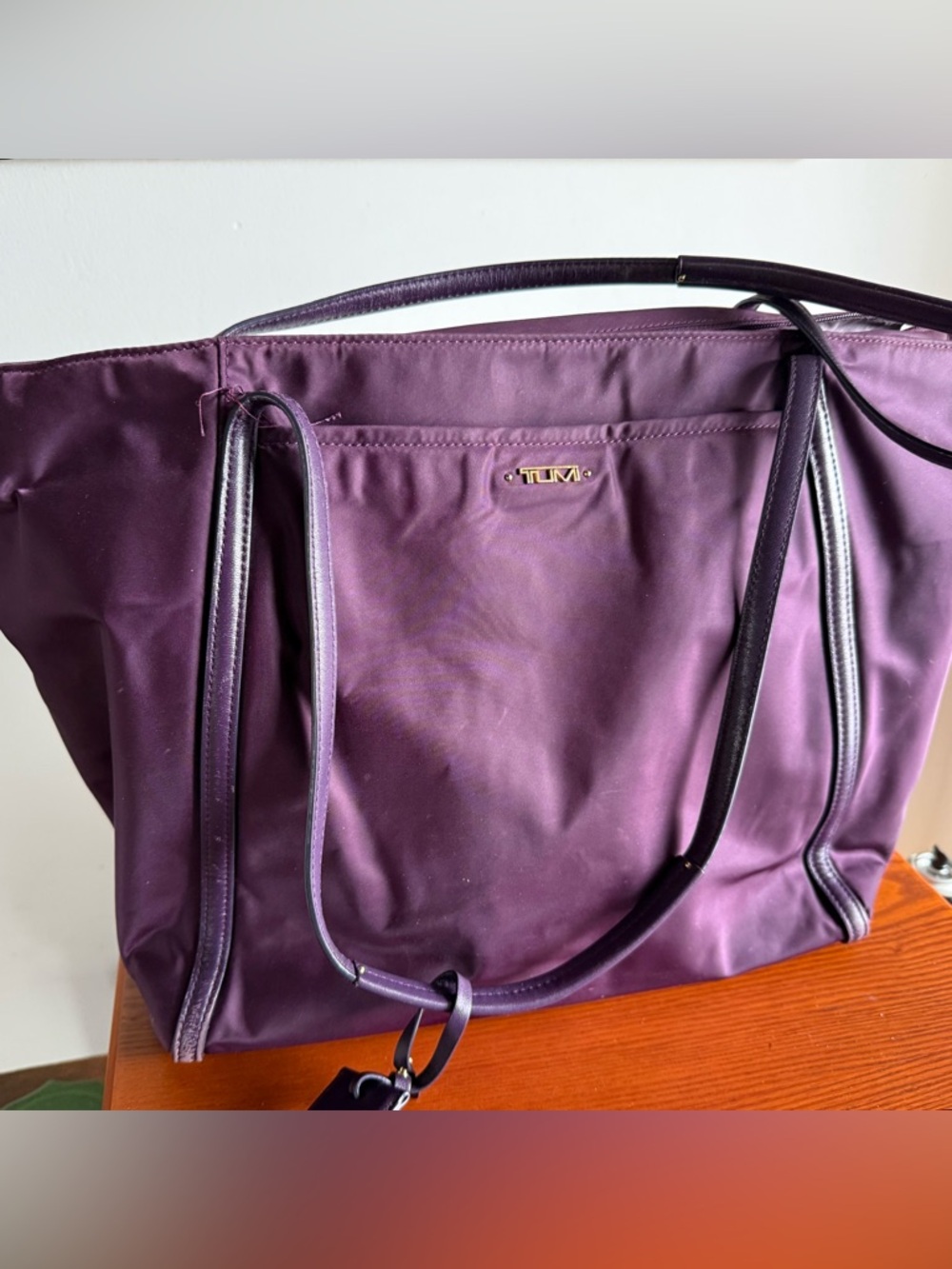 Tumi Voyageur Quintessential Tote/purple - Picture 4 of 9